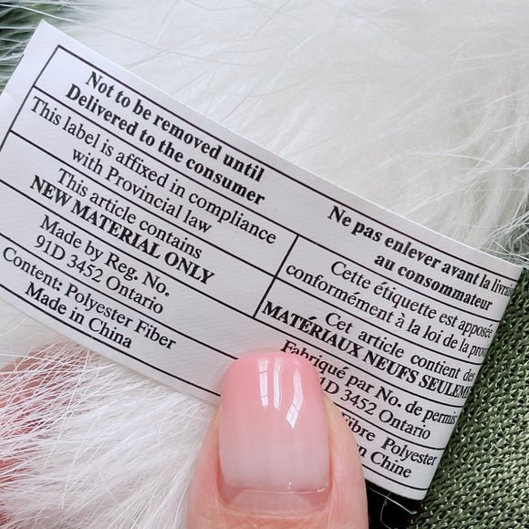 BRAND NEW CHRISTMAS HAT - Picture 4 of 4